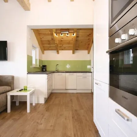 Ferienhaus Viktoria Mit Pool Und Schönem Meerblick In